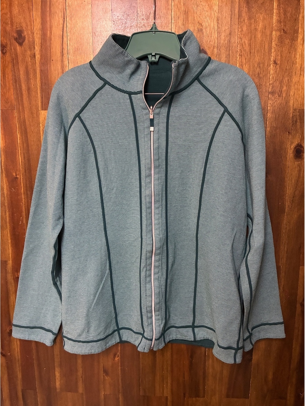 Kirkland Signature Reversible Jacket Women’s L Teal Stripe AthleticFull Zip